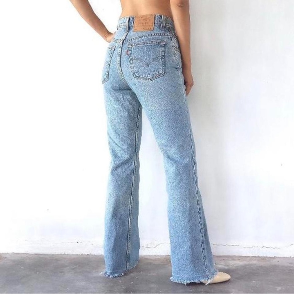Vintage Levi's Light Blue Women's Bootcut Jeans